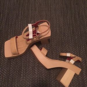 Shoes - Rocket Dog Asian Wooden Heel Sandals NWOT Shoes - Rocket Dog Asian Wooden Heel Sandals NWOT